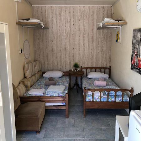 Converted Shed Studio & Garden Hanging Bed Pórto Ráfti Zewnętrze zdjęcie